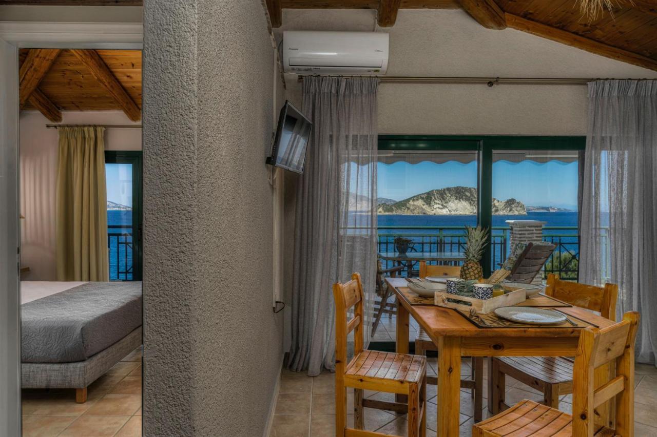 Anatoli - Tranquil Location & Stunning Views, By Zantewize Apartment Marathiás