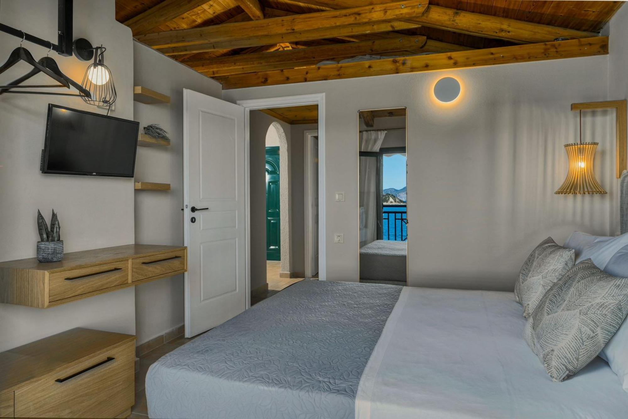Apartment Anatoli - Tranquil Location & Stunning Views, By Zantewize