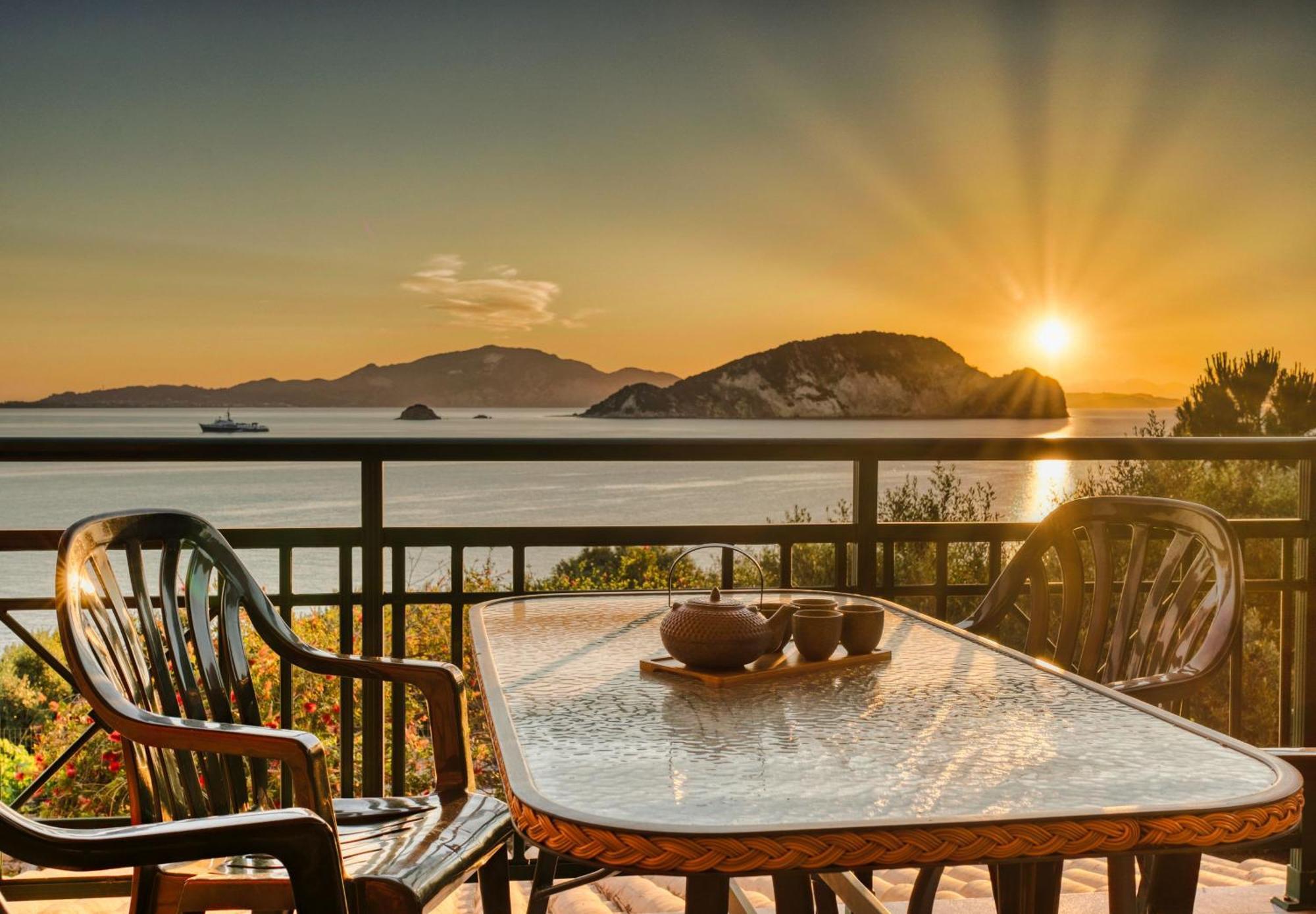 Apartment Anatoli - Tranquil Location & Stunning Views, By Zantewize Marathias (Zakynthos)