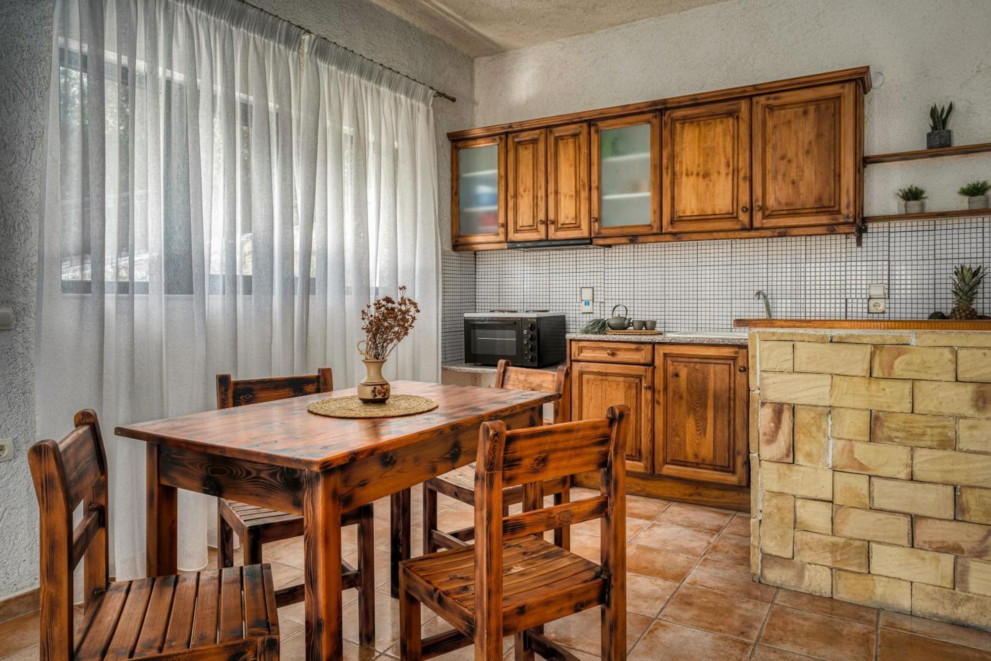 Anatoli - Tranquil Location & Stunning Views, By Zantewize